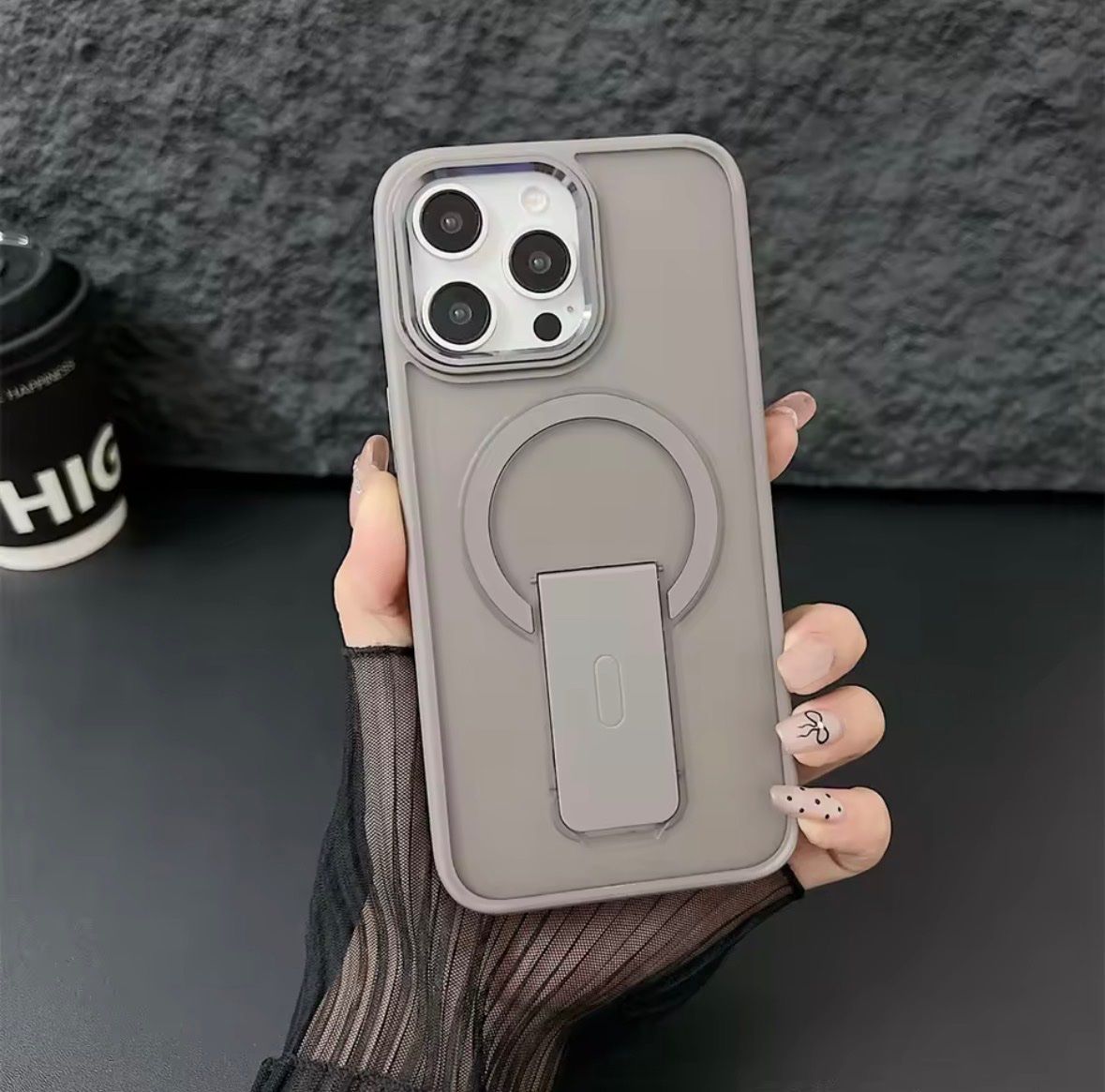 Cover & Protezioni schermo: iPhone 15 Pro Max MagSafe Hülle – Nuovo e nell'imballaggio originale da Ballwil venduto da AyngaMarket
