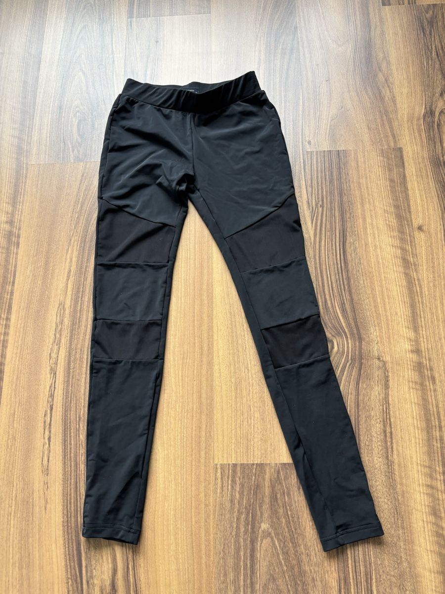 Leggings: Sporthose Urban Classic Gr. S – Usato da Büsserach venduto da Zimtstaernli19