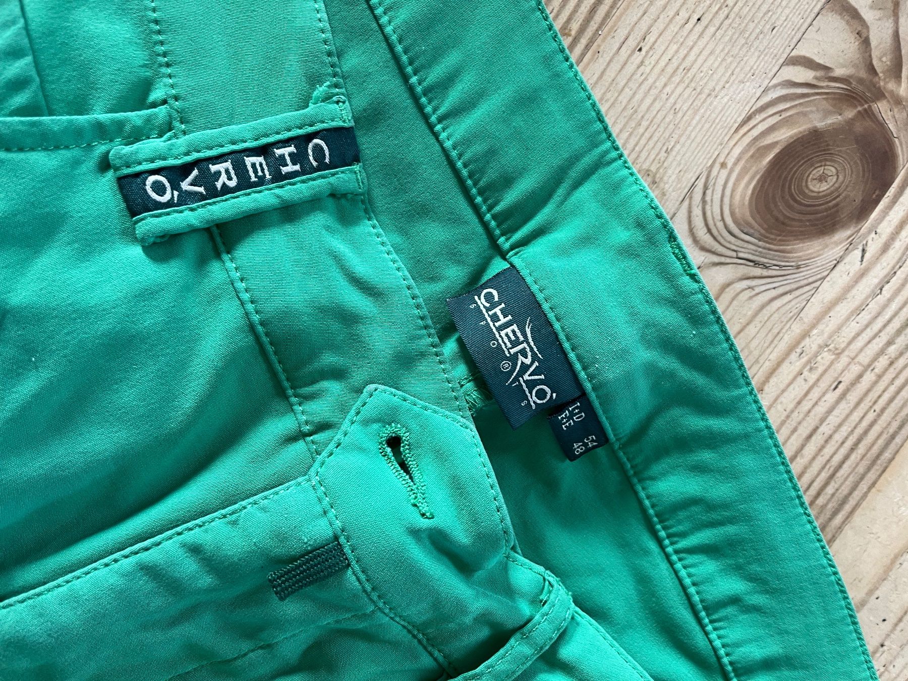 Pantaloni: Pantalon vert Taille 48 Chervo patricia – Usato da Veyrier venduto da kimedovapa 1