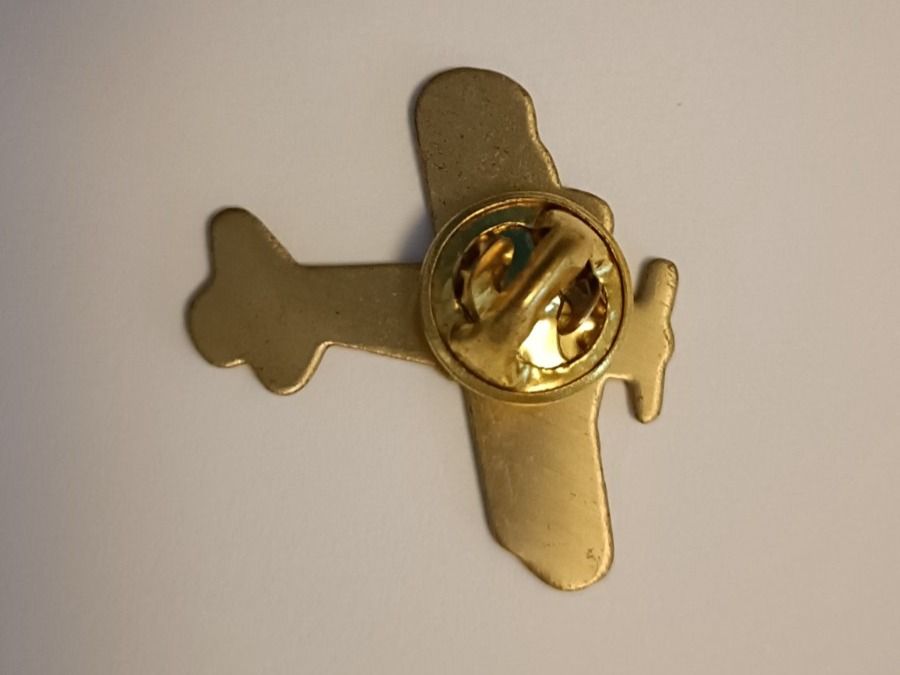 Placchette & Badge: Pin Army Flugzeug - Box 23 – Usato da Köniz venduto da Pinscollect 1