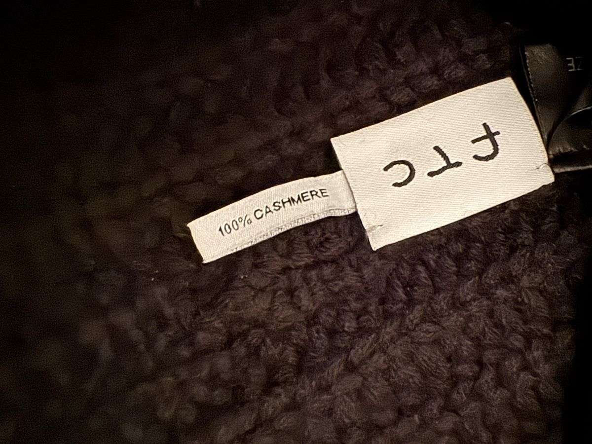 FTC Copricapi, berretti & cappellini: Cashmere Mütze FTC – Usato da Uitikon Waldegg venduto da Kuendig2011 1