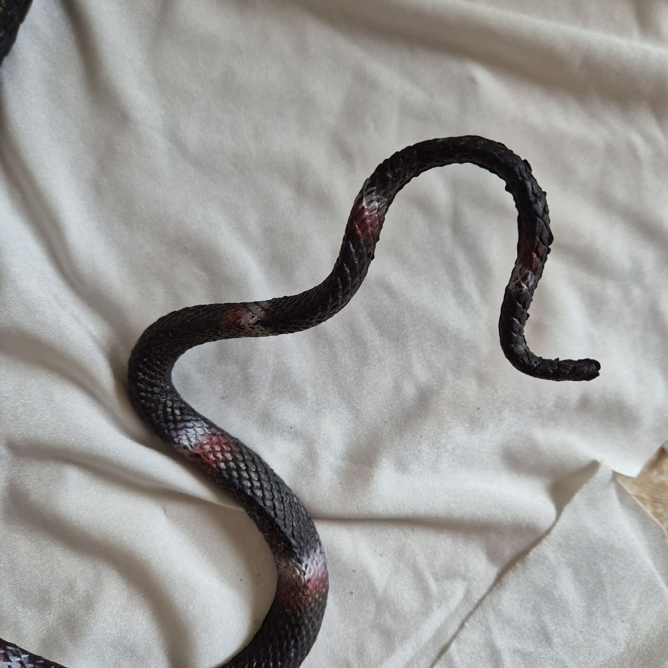 Giocattoli: Serpents Jouets Réalistes  – Usato da Genthod venduto da Lenas9 8