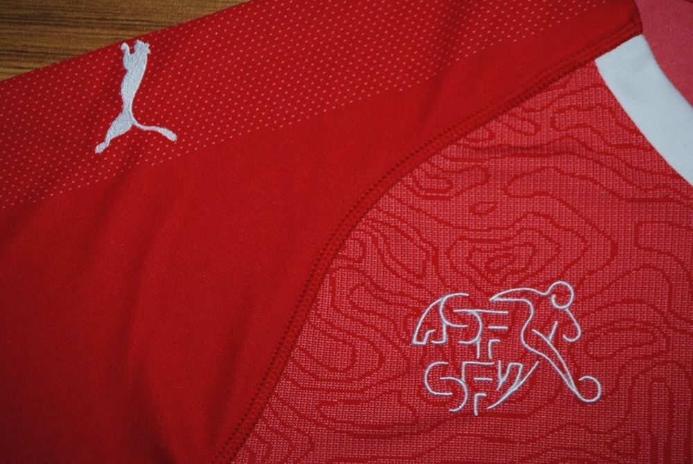 Schweizer Nati Maillots de corps & Pantalons: ORIGINAL SCHWEIZ NATI TRIKOT 2018/20 PUMA XL – Neuf (Voir description) à Zürich par TRIKOTKAISER 3