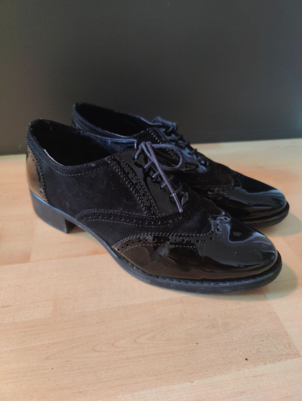 Scarpe da donna: Graceland Lack-Schnürschuhe 40 – Usato da Zollikofen venduto da Ninu_359