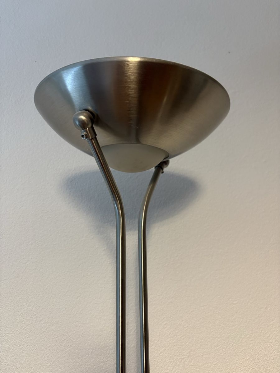 Lampade: Schlichte Stehlampe – Usato da Zürich venduto da ens_m6bv 1