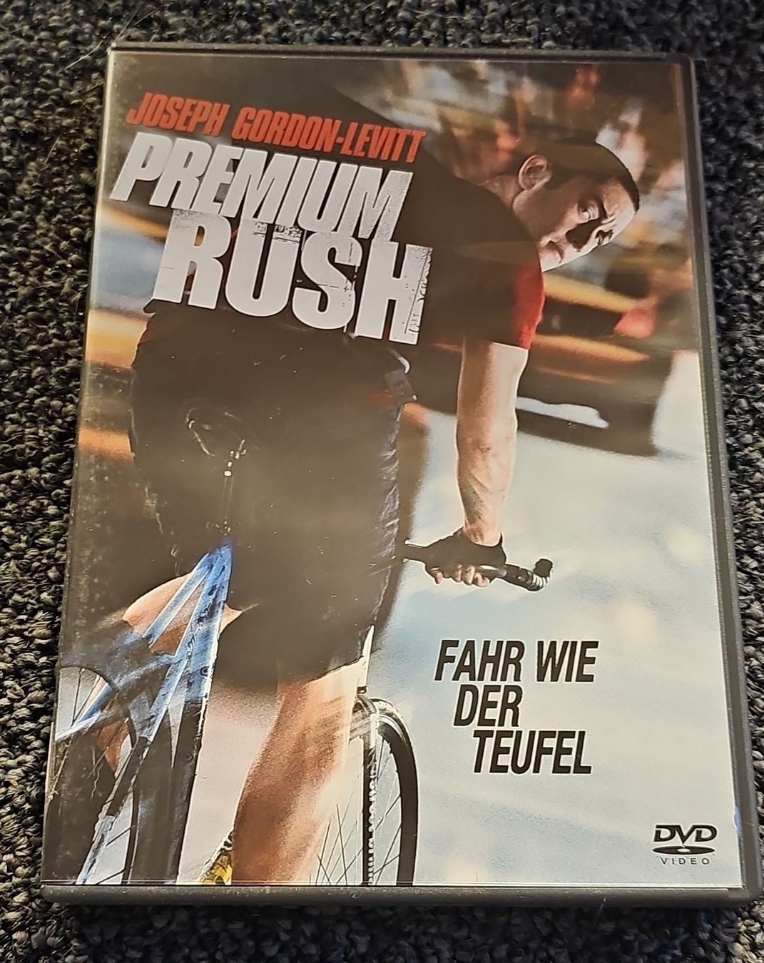 Tutti i DVDs: Premium Rush DVD (15901) – Usato da Ruswil venduto da jan_bxl5