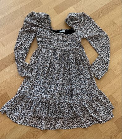 Abercrombie & Fitch Blümchen Kleid