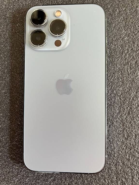 Apple Handys / Smartphones: iphone 13 pro 128GB keine Kratzer – Gebraucht aus Zollikon von NiciZH 1