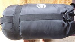 Kinder Leichtschlafsack  ADVENTURIDGE   Totenkopf Hochwert.