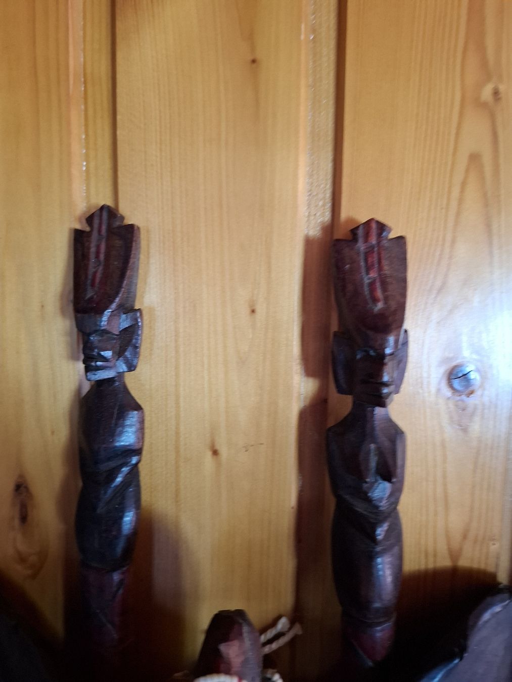 Internationale Kunst: Masque africain unique, sculpté à la main, vintage. – Neu (gemäss Beschreibung) aus Gumefens von Papillon010 5