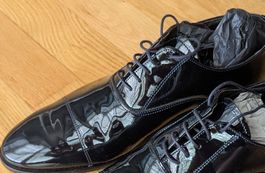 Elegant handmade leather shoes and belt (original price 300)