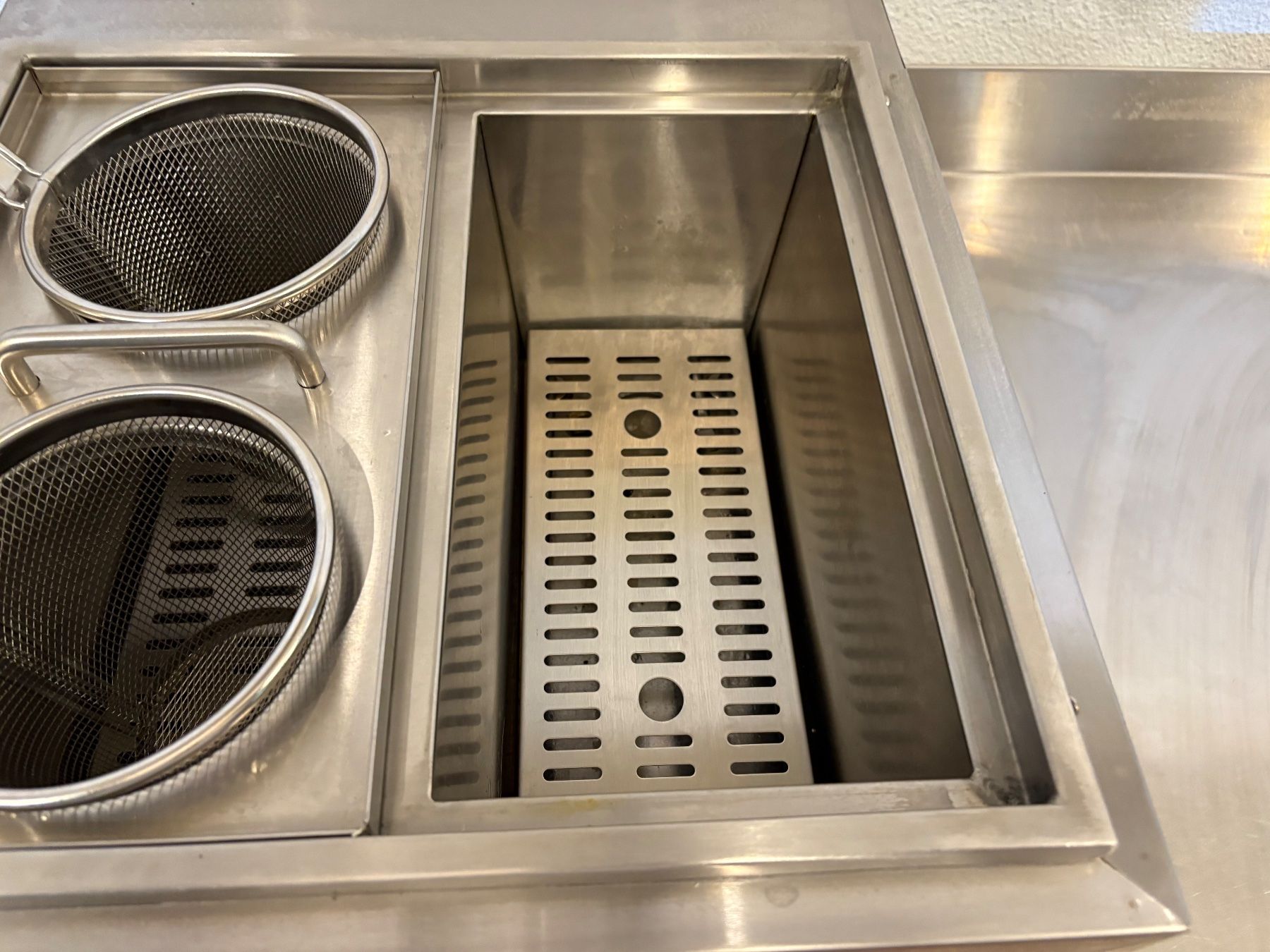 Ggm Gastro Appareils de cuisine: Gastro Pastakocher,Nudelkocher – D'occasion à goldau par G.app 3