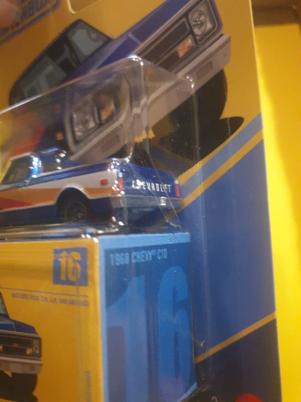 Matchbox Modellini d'auto: Matchbox 1968 CHEVY C10 – Nuovo e nell'imballaggio originale da Oftringen venduto da Rotor 6