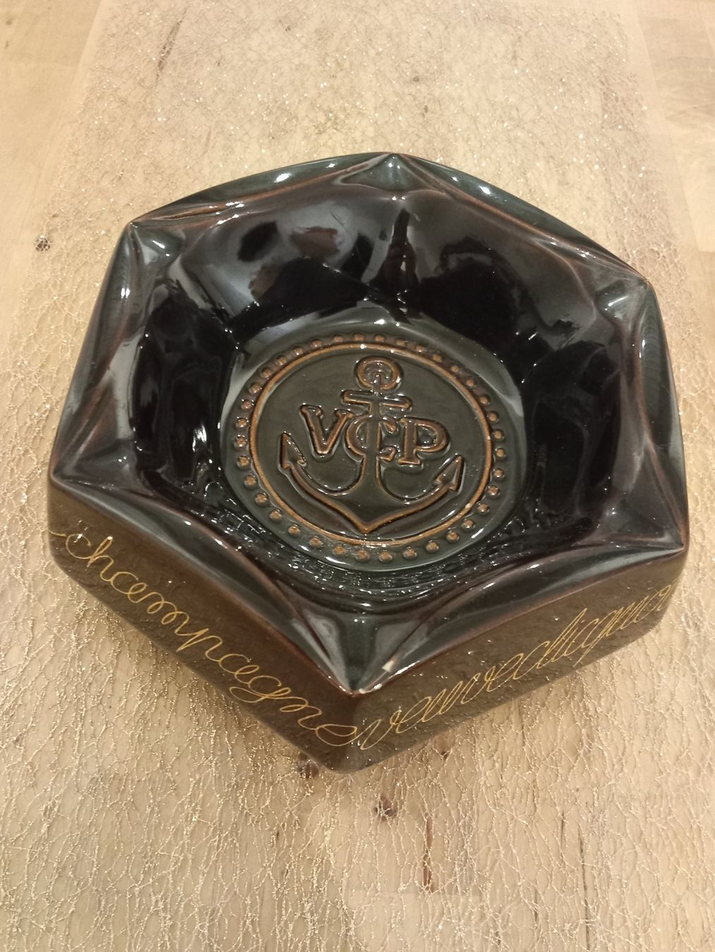 Portacenere: Veuve cliquot cendrier – Usato da Genève venduto da GenevaLuxury 1