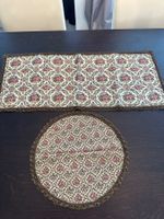 Tischdeckchen Set - wunderschön mit Blumenmuster