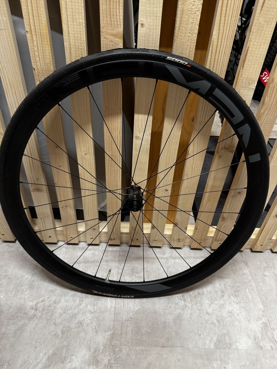 Pezzi di ricambio: Rennrad Vorderrad Newmen – Usato da Ibach venduto da Robster200