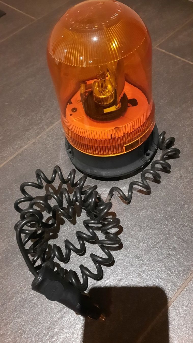 Lampade: Drehlicht Rundumleuchte Astral 12 Volt mit Magnetfuss – Usato da Wattwil venduto da Parase 3
