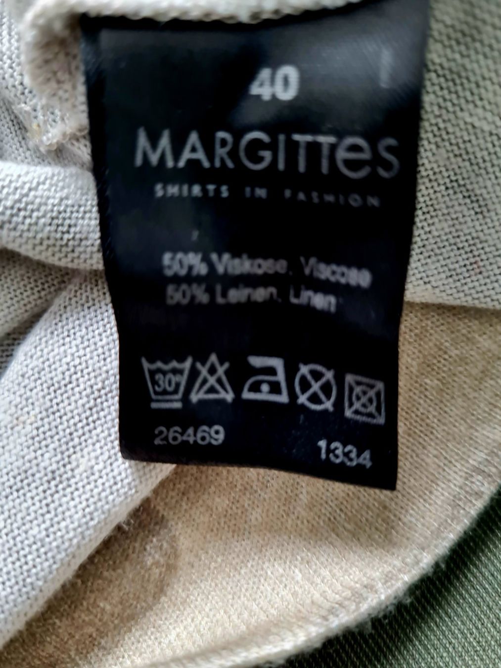 T-shirt: Shirt Pulli von Margittes – Usato da Schaffhausen venduto da Catboot01 3