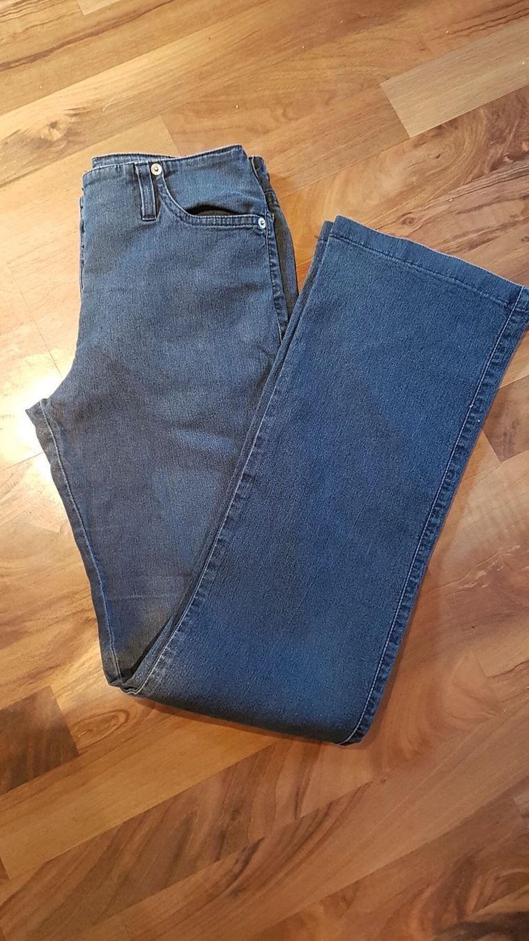 Armani Jeans: Armani Jeans blau Gr 26 (34) – Nuovo (secondo la descrizione) da Ettingen venduto da Maranathatalitha 5