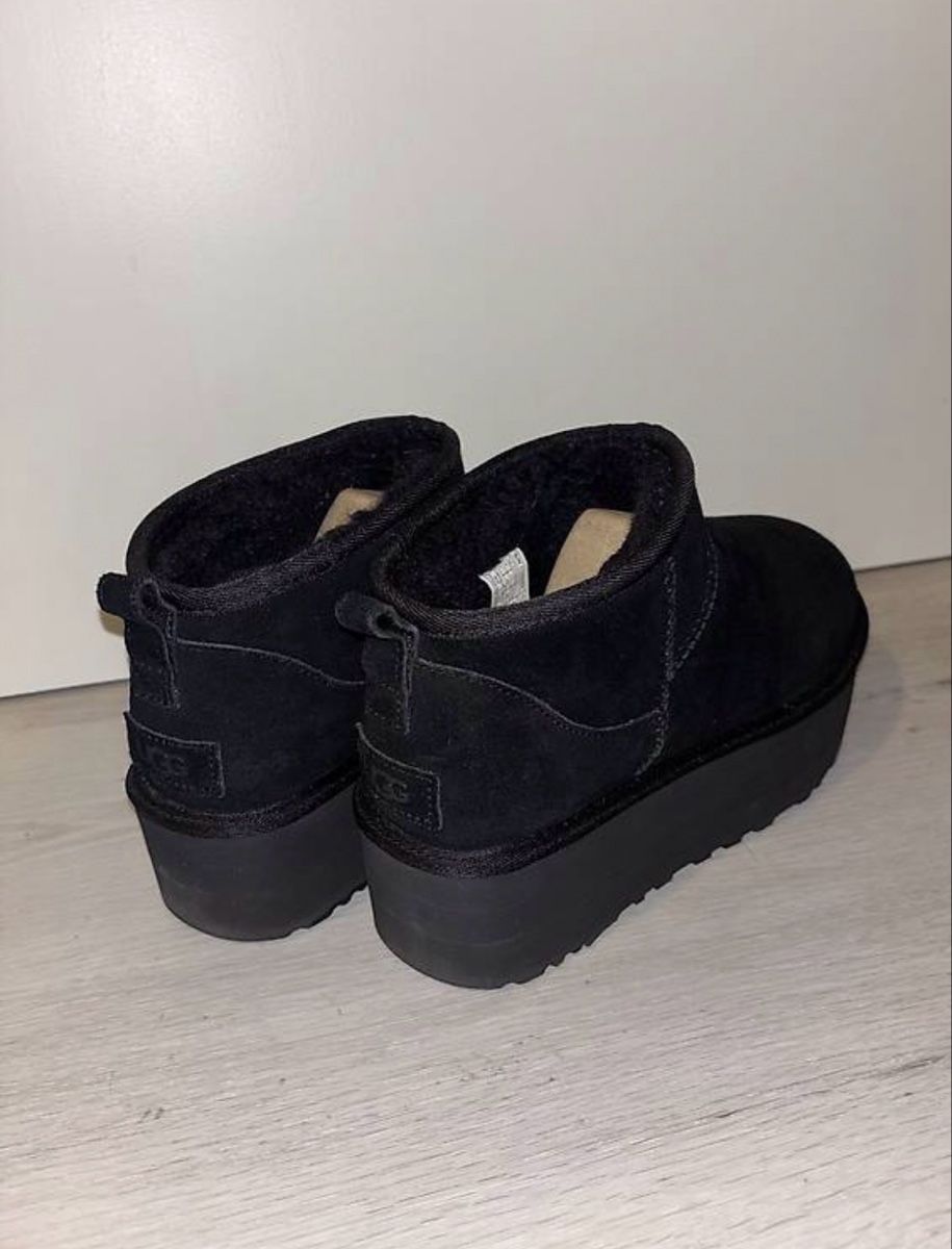 Ugg Scarpe da donna: UGG Mini Platform Boots – Nuovo (secondo la descrizione) da Horgen venduto da sophiaric 1