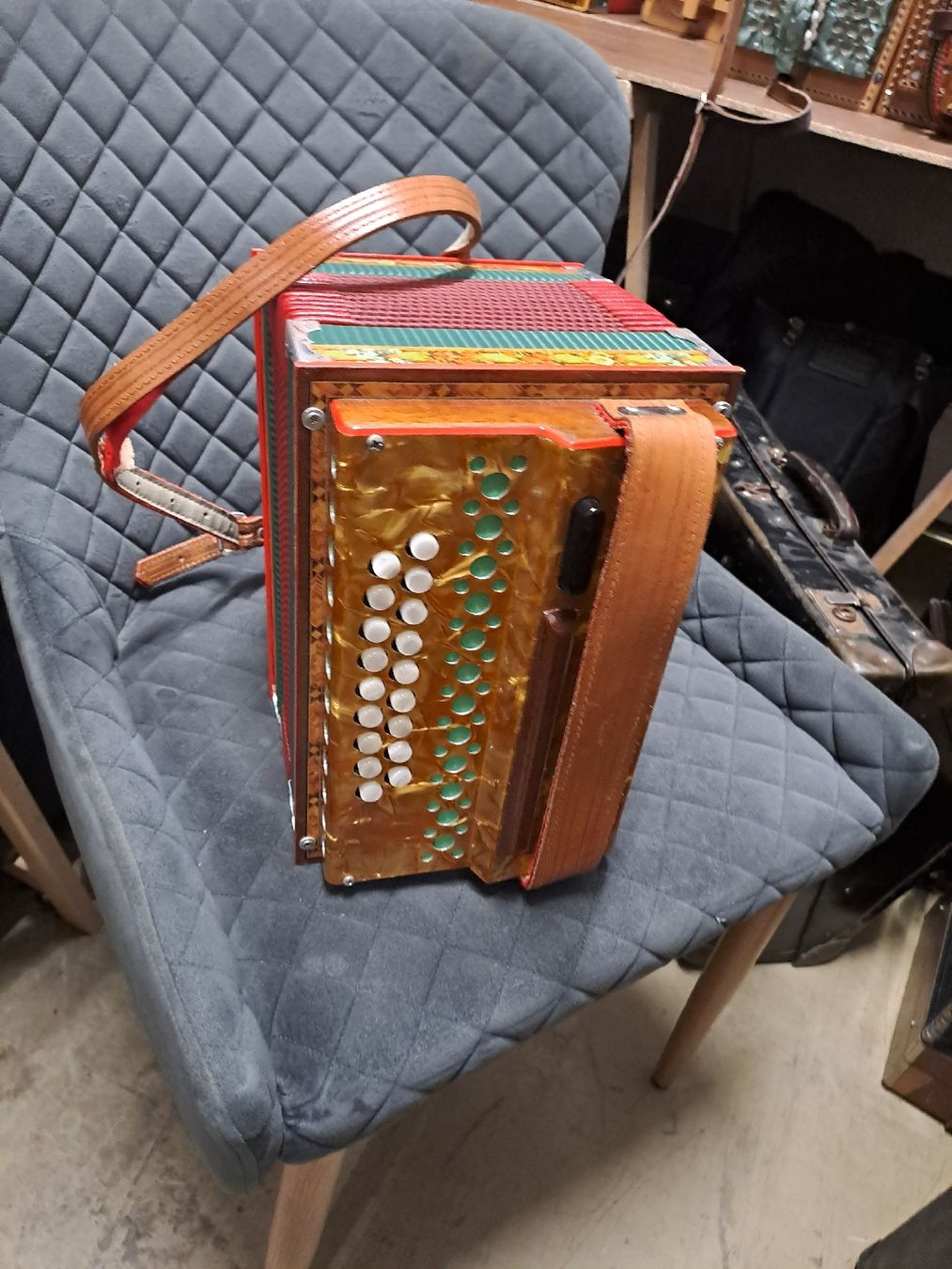 Instruments de musique: 2.chorig top orgeli – D'occasion à Villeneuve par BibiVintage 2