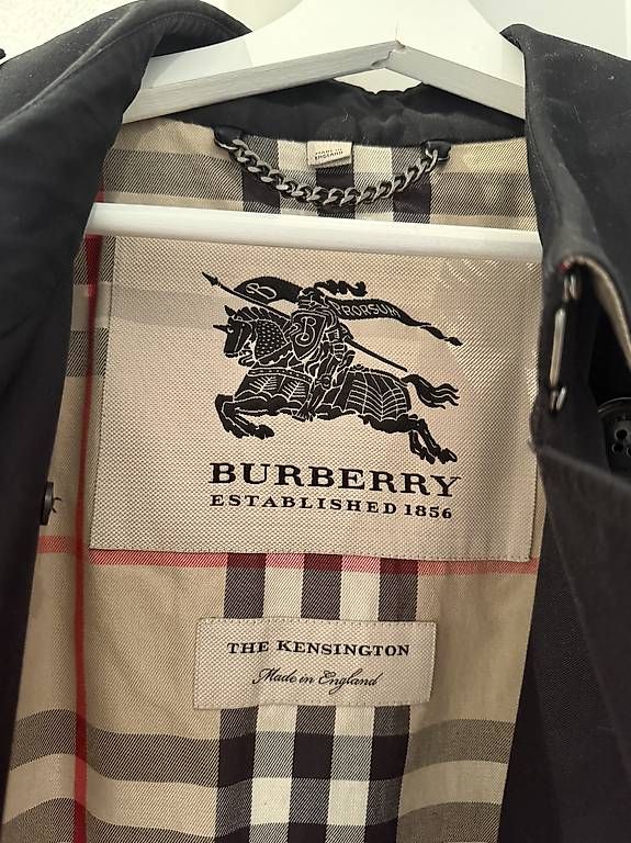 Cappotti: Burberry Trench Coat  – Usato da Baar venduto da LiliMM 1