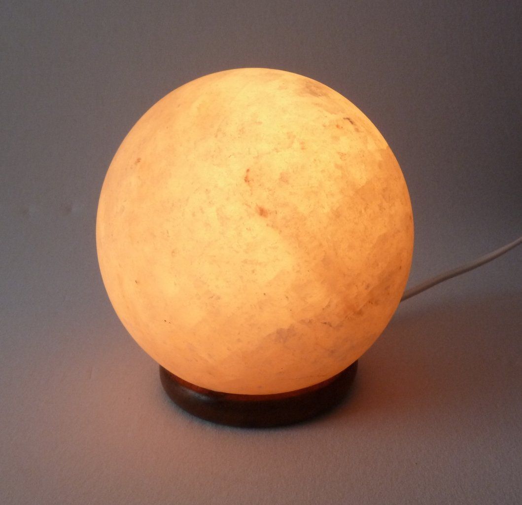 Lampade: Salzkristall-Kugel Lampe – Nuovo e nell'imballaggio originale da Mauren venduto da Yeelen 4