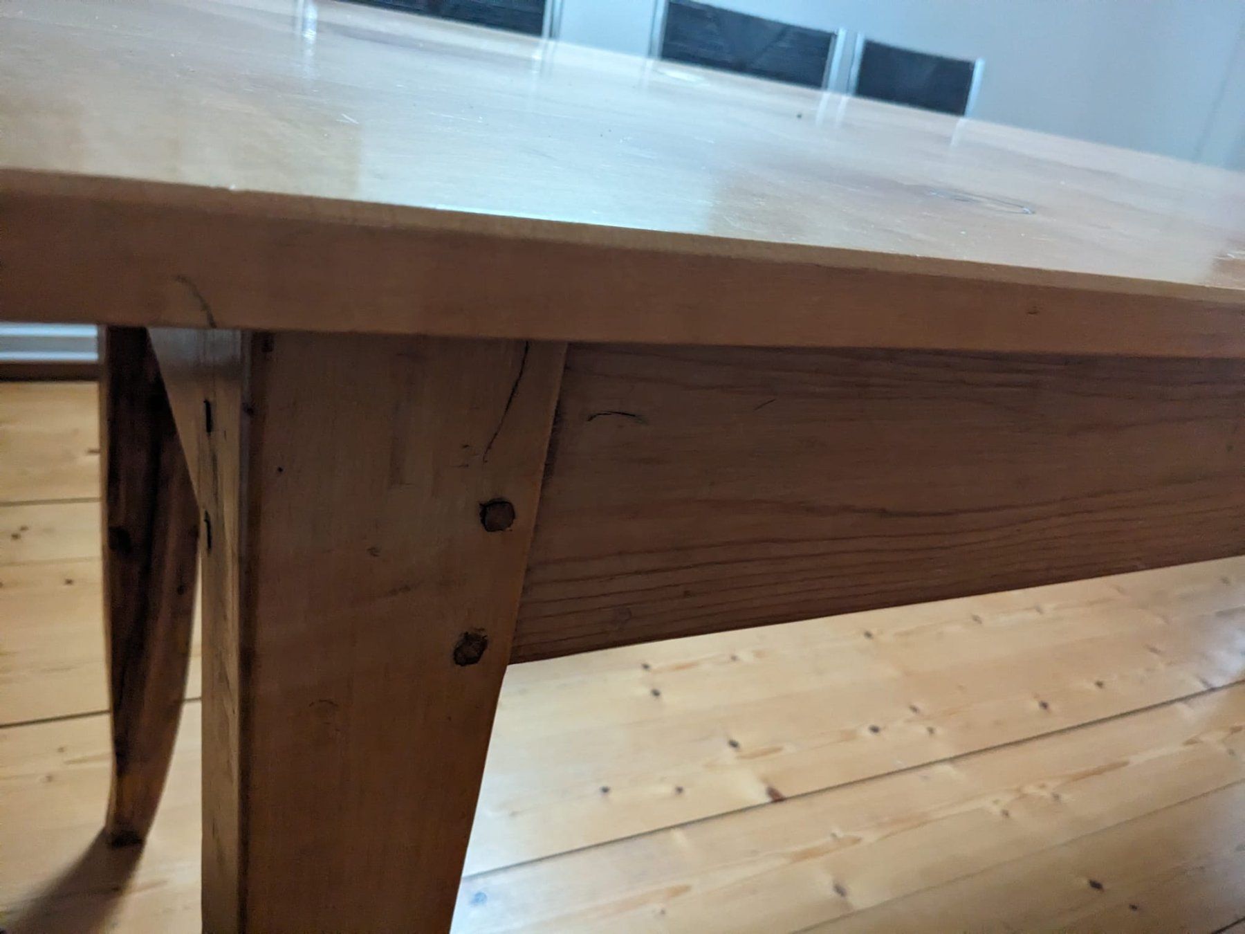 Tische: Schöner Holztisch – Gebraucht aus Zürich von lilric 2