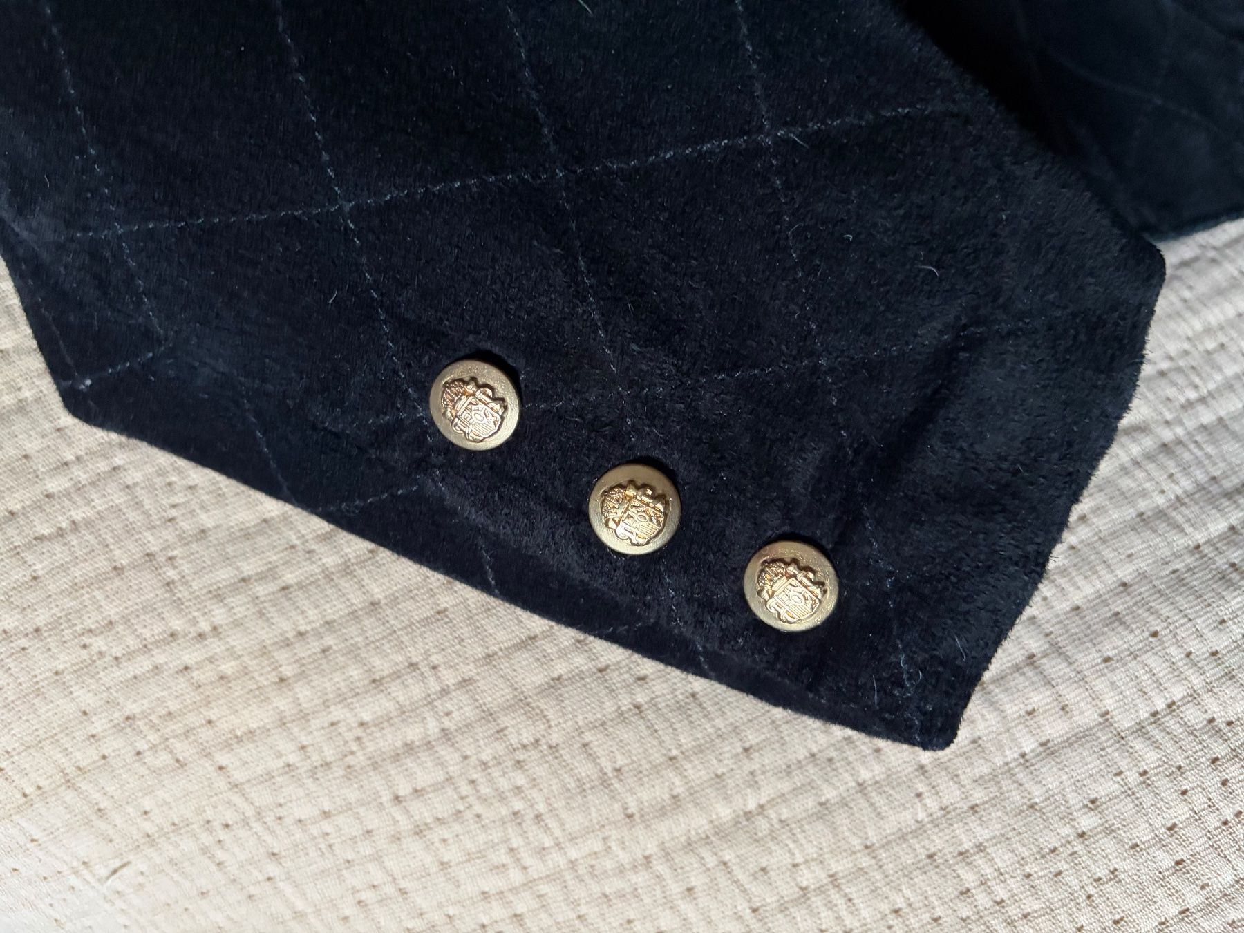 Giacche: Mobiani Suede Jacket – Usato da Luzern venduto da AM2nd 5