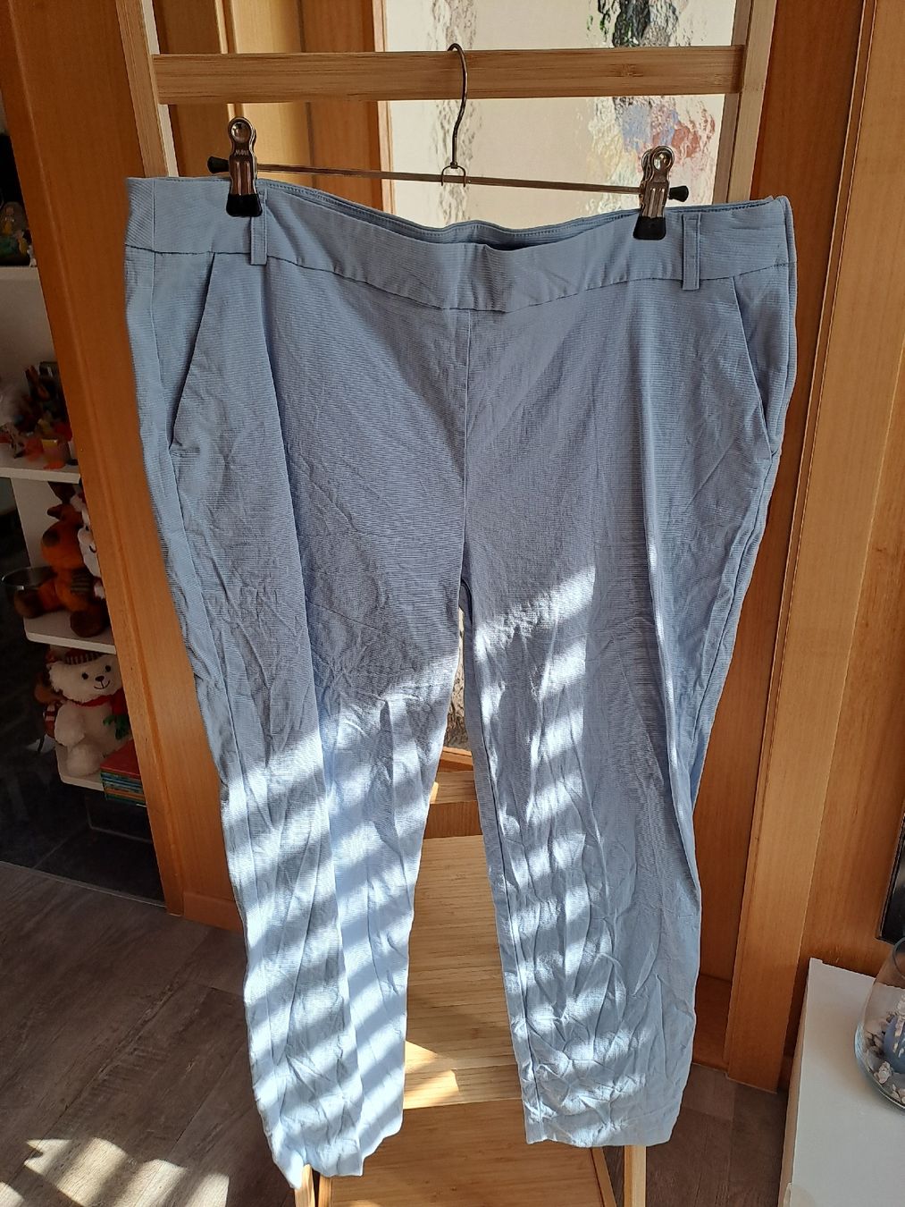 Orsay Hosen: Orsay Hose hellblau Grösse ca 42 – Gebraucht aus Rickenbach LU von bishiida