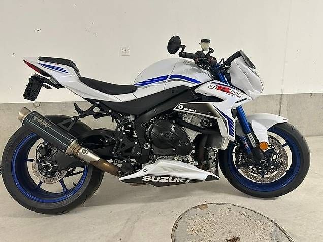 Strasse: Suzuki GSX-R1000RA Virus – Gebraucht aus Rothenbrunnen von LiquidMind