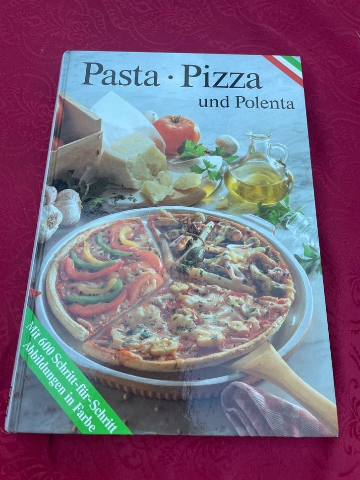 Libri: Pasta Pizza und Polenta – Nuovo (secondo la descrizione) da Bergdietikon venduto da book-4-you
