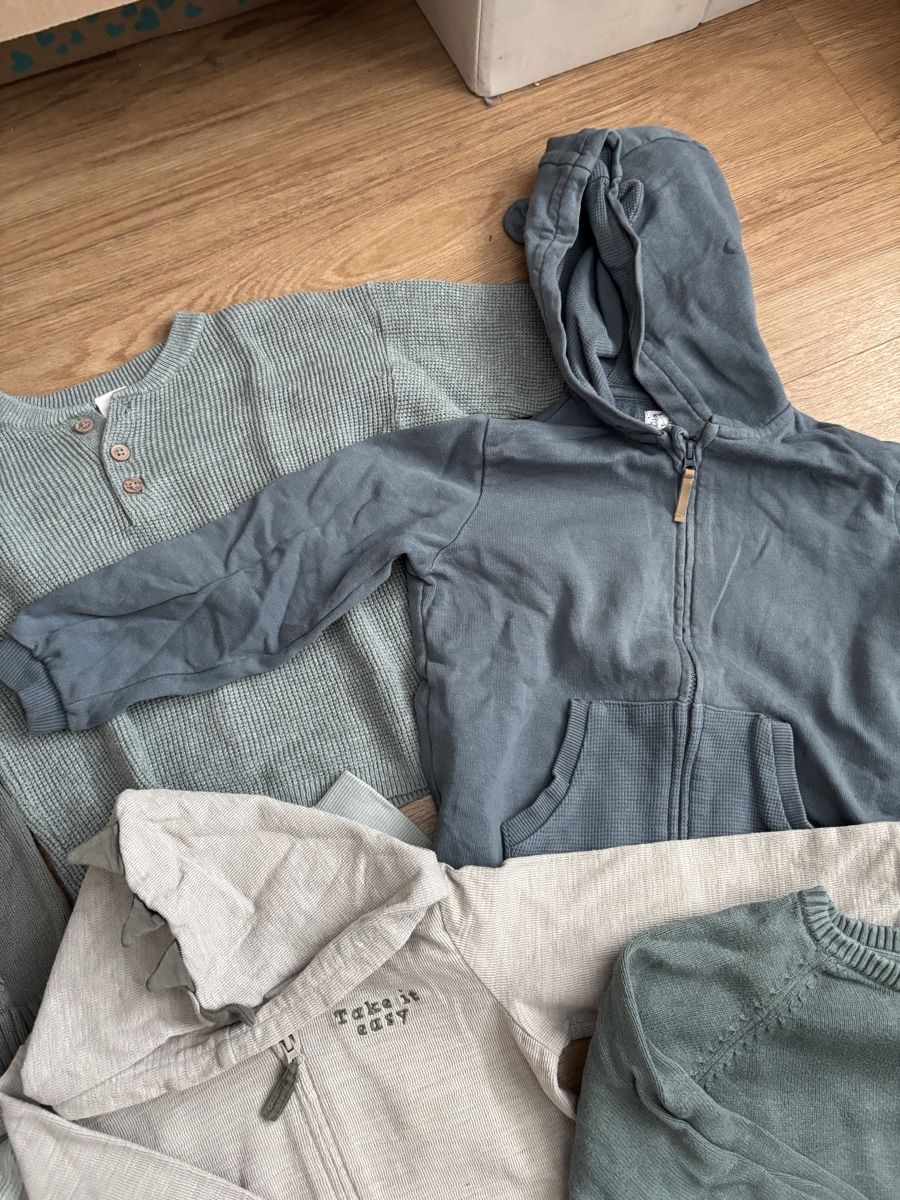 H&M Maglioni & Felpe: Pullis von H&M und C&A Grösse 92/98 – Usato da Bern venduto da ateranimus 2