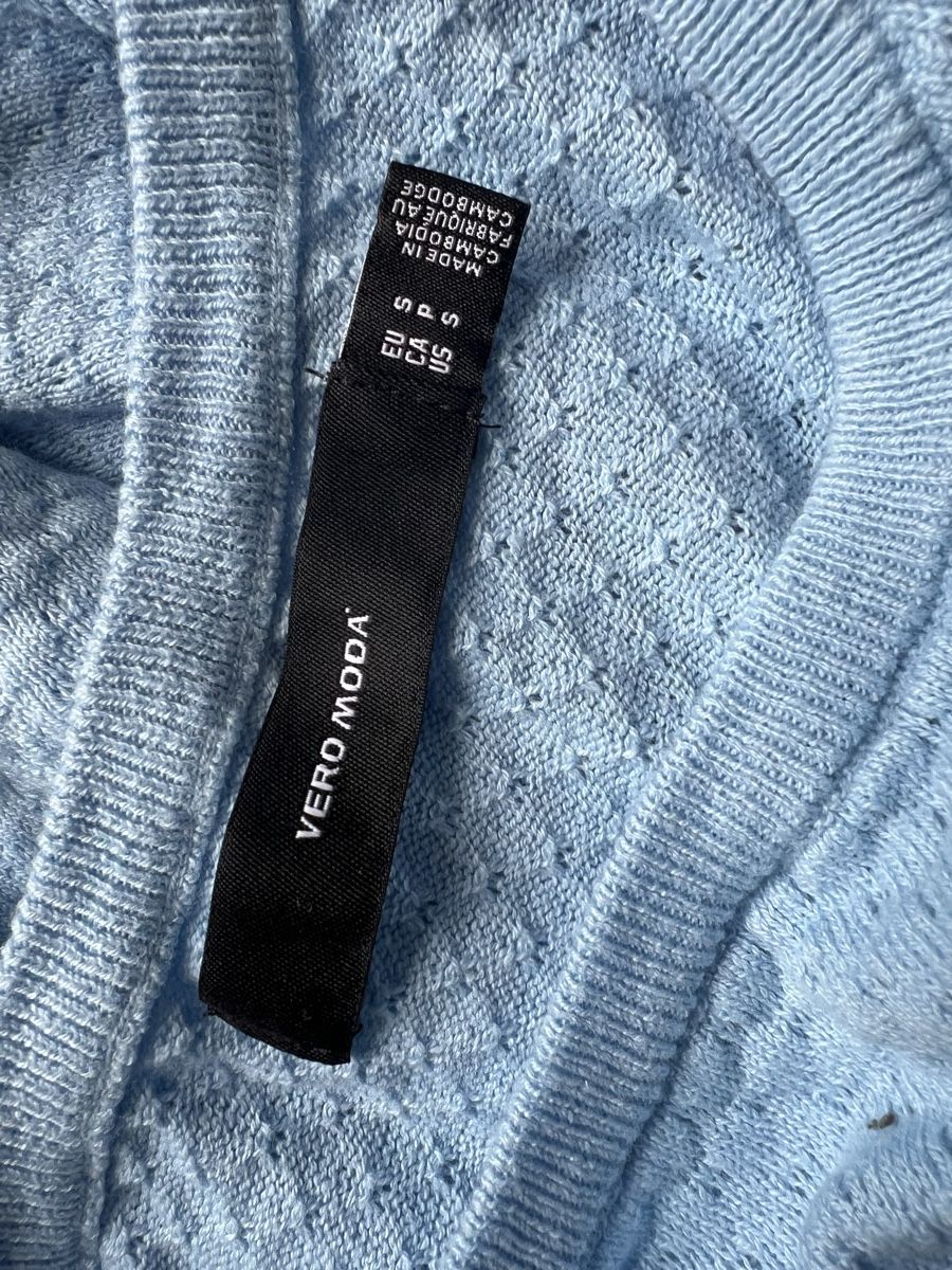 Pulls & Sweat-shirts: Pull Vero Moda bleu ciel, taille S - Idéal printemps! – D'occasion à Genève par eti_xqy7 2