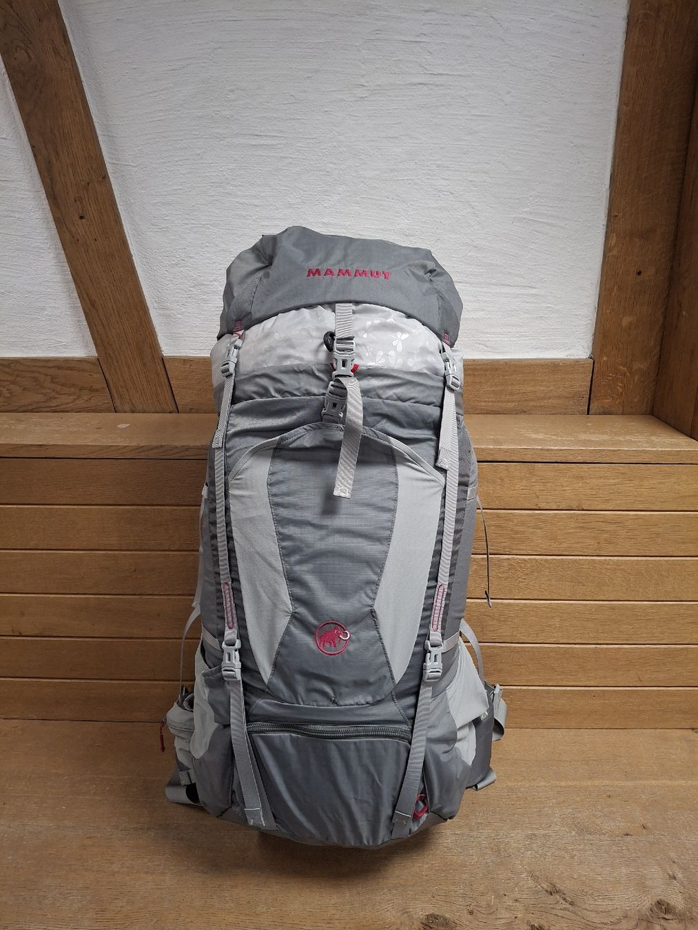 Mammut Zaini: Mammut Trekkingrucksack – Nuovo (secondo la descrizione) da Adelboden venduto da oestersport