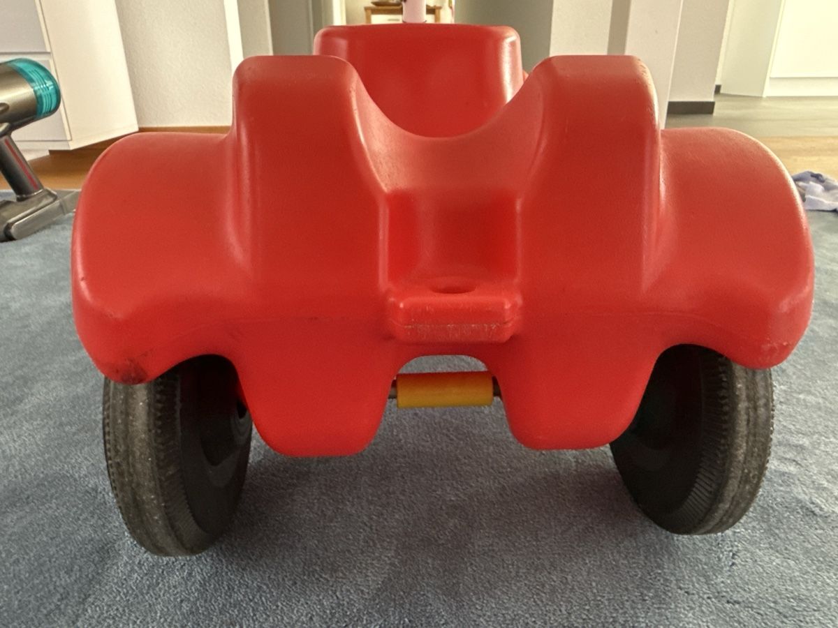 Big Véhicules pour enfants: BIG Bobby Car rot – D'occasion à Sonnental par Karikas 5