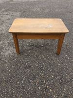 Holz Hockerli / Tischli, massiv, vielseitig, vintage!