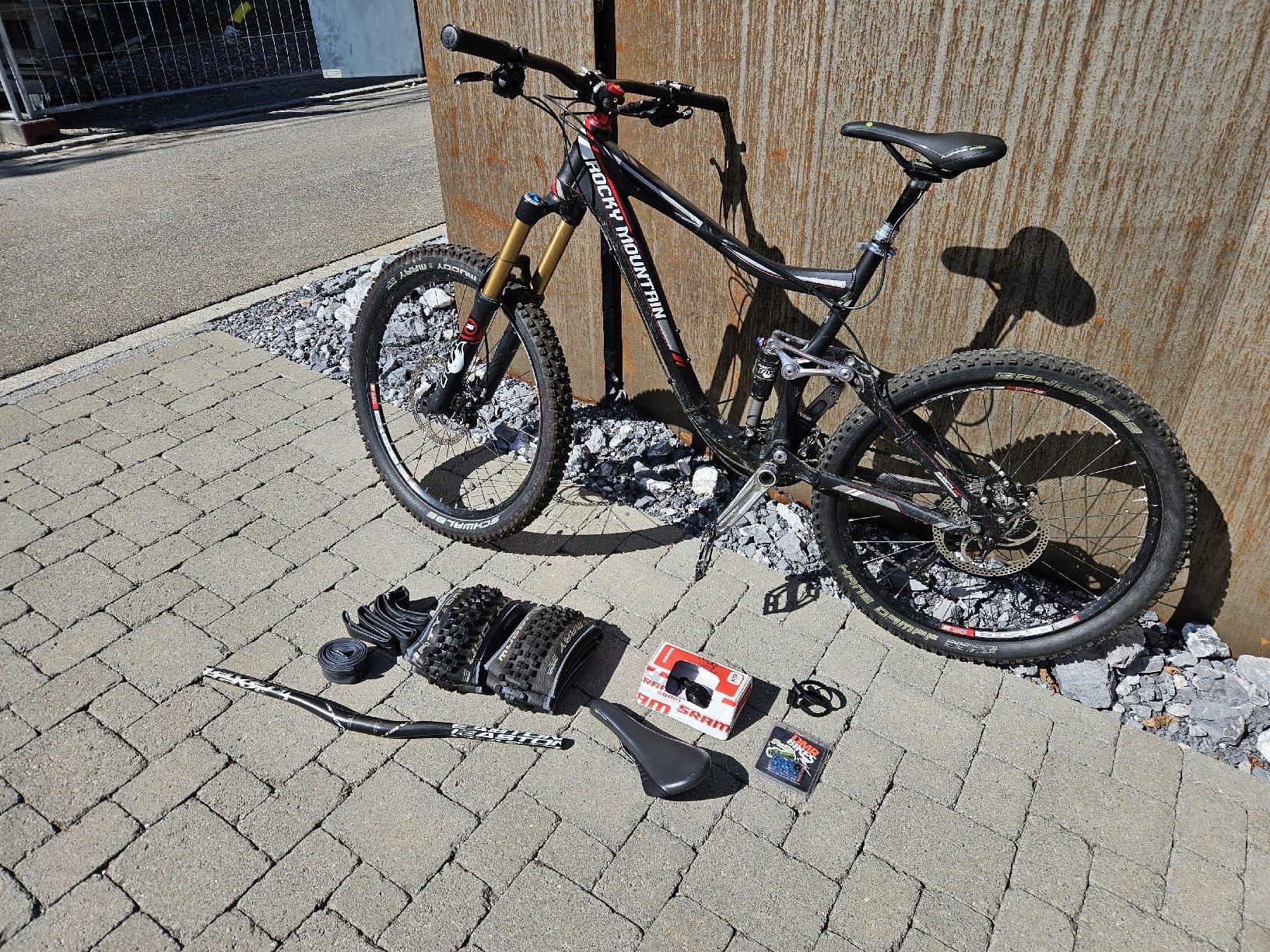 Velos: Rocky Mountain Slayer 70 – Defekt aus Appenzell von MaurusK. 1