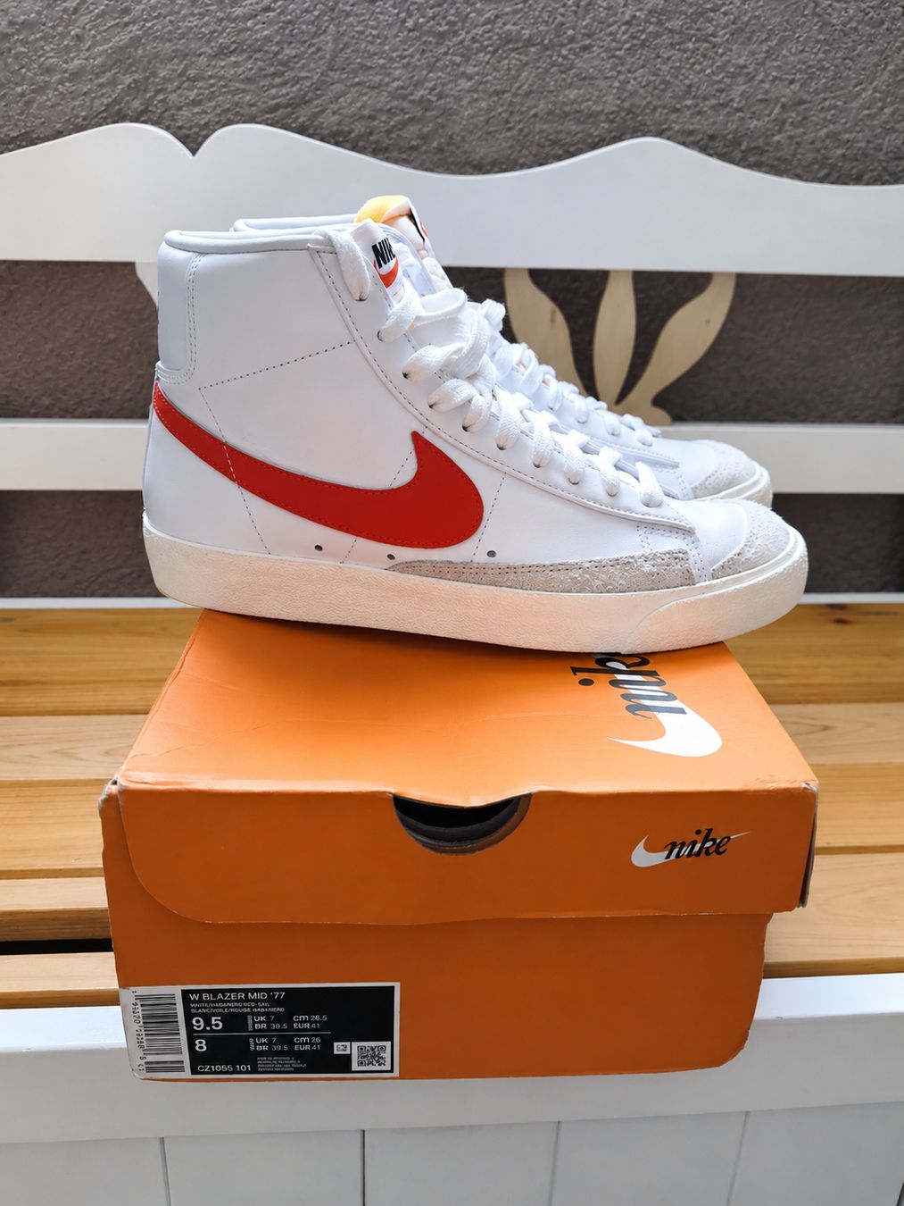 Nike Scarpe da uomo: Nike Blazer Mid '77 – Blanc / Rouge – Usato da Malleray venduto da malvib