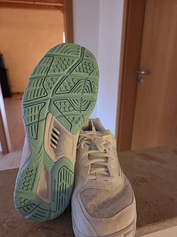 Damenschuhe: Mizuno Wave Gr.39 – Gebraucht aus Jona von pau_g7rc