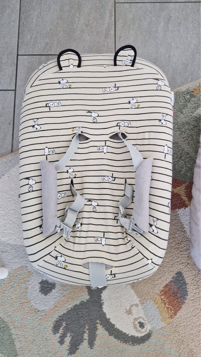 Wippen & Schaukeln: 2 Stokke Newborn Schale – Gebraucht aus Wetzikon ZH von sal_v2jt 1