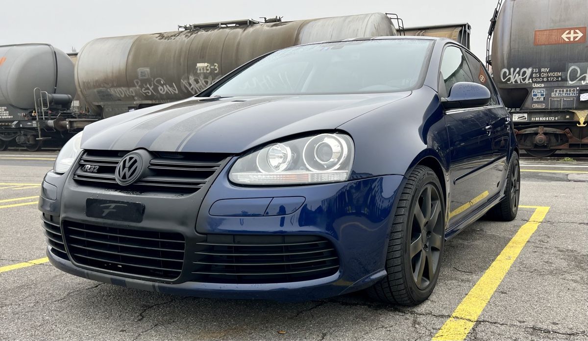 VW Automobili: VW Golf R32 – Usato da Thun venduto da yul_l572 1