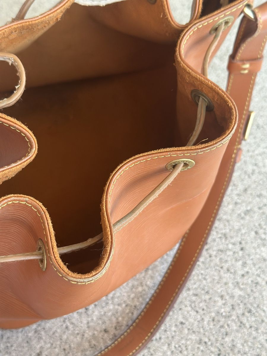 Louis Vuitton Sacs femmes: Louis Vuitton Petit Noe – D'occasion à Stäfa par Kurt33 3