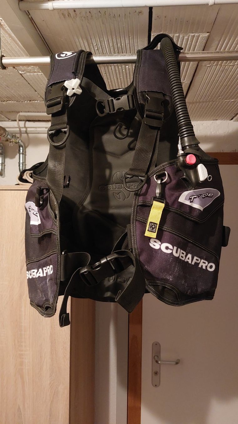 Scubapro Mute per immersioni: Tarierjacket Scubapro T One M – Usato da Oberdiessbach venduto da wasserfreak 2