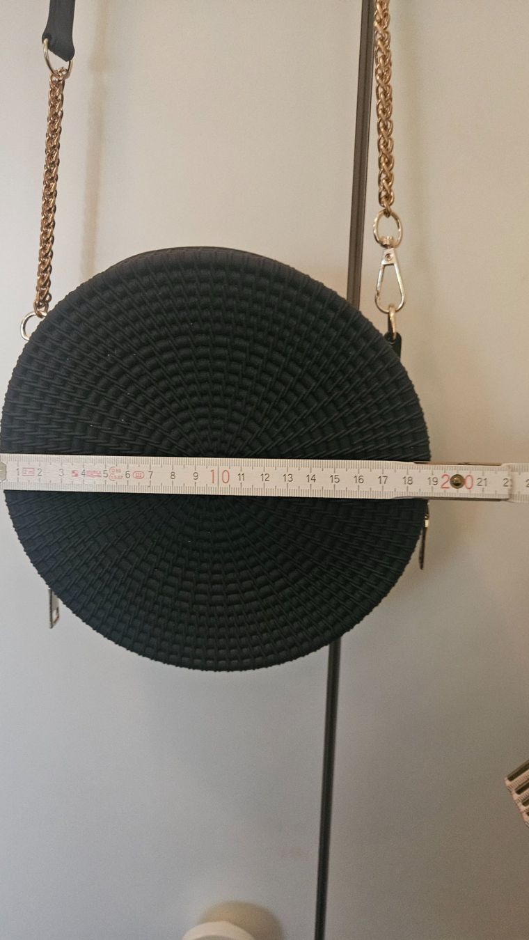 Taschen für Damen: Borsetta nera tonda in caucciù – Gebraucht aus Melano von H-Sara 2