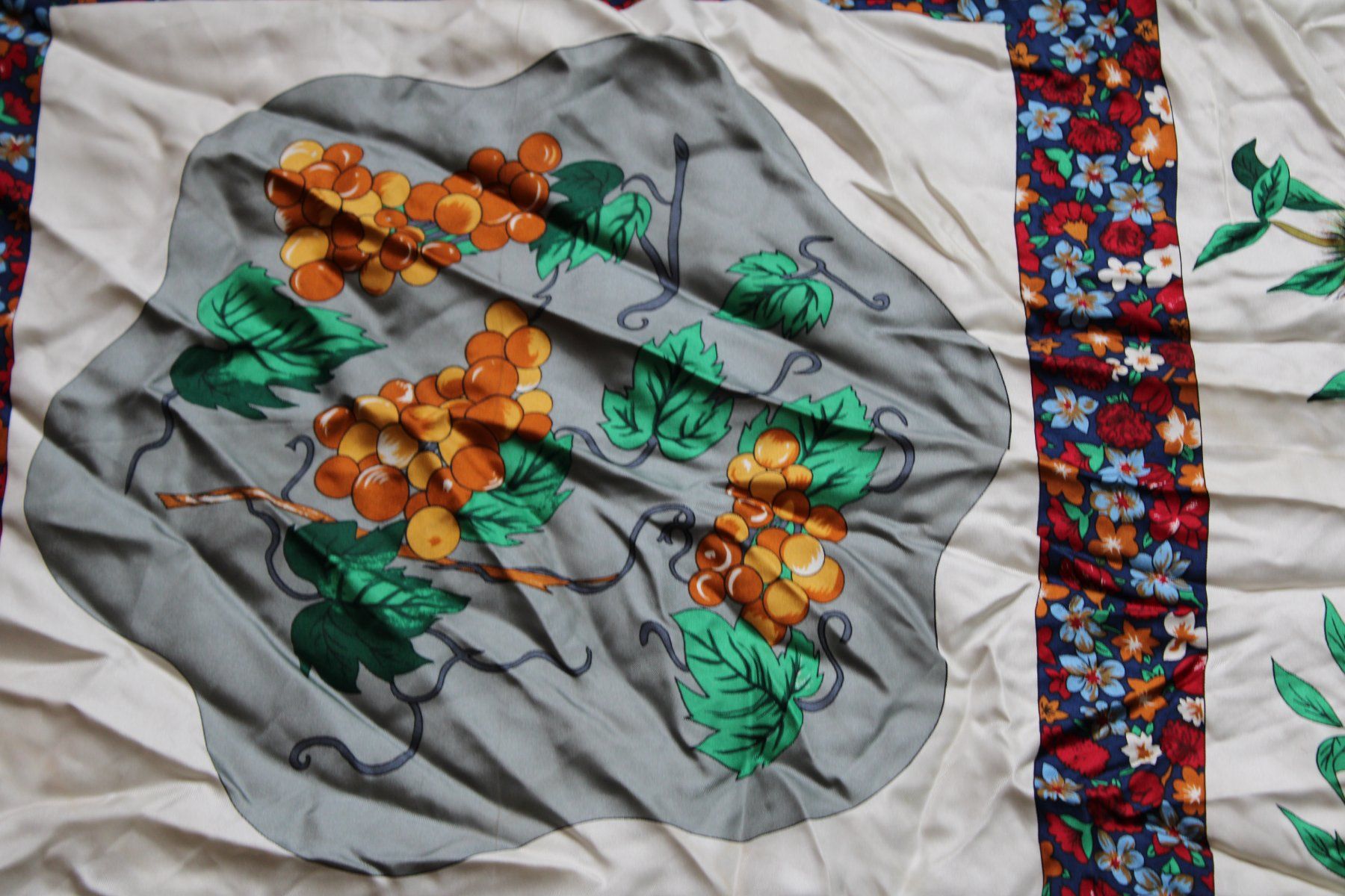 Foulard & Sciarpe: Tuch – Usato da Schaan venduto da antikes_und_kurioses 3