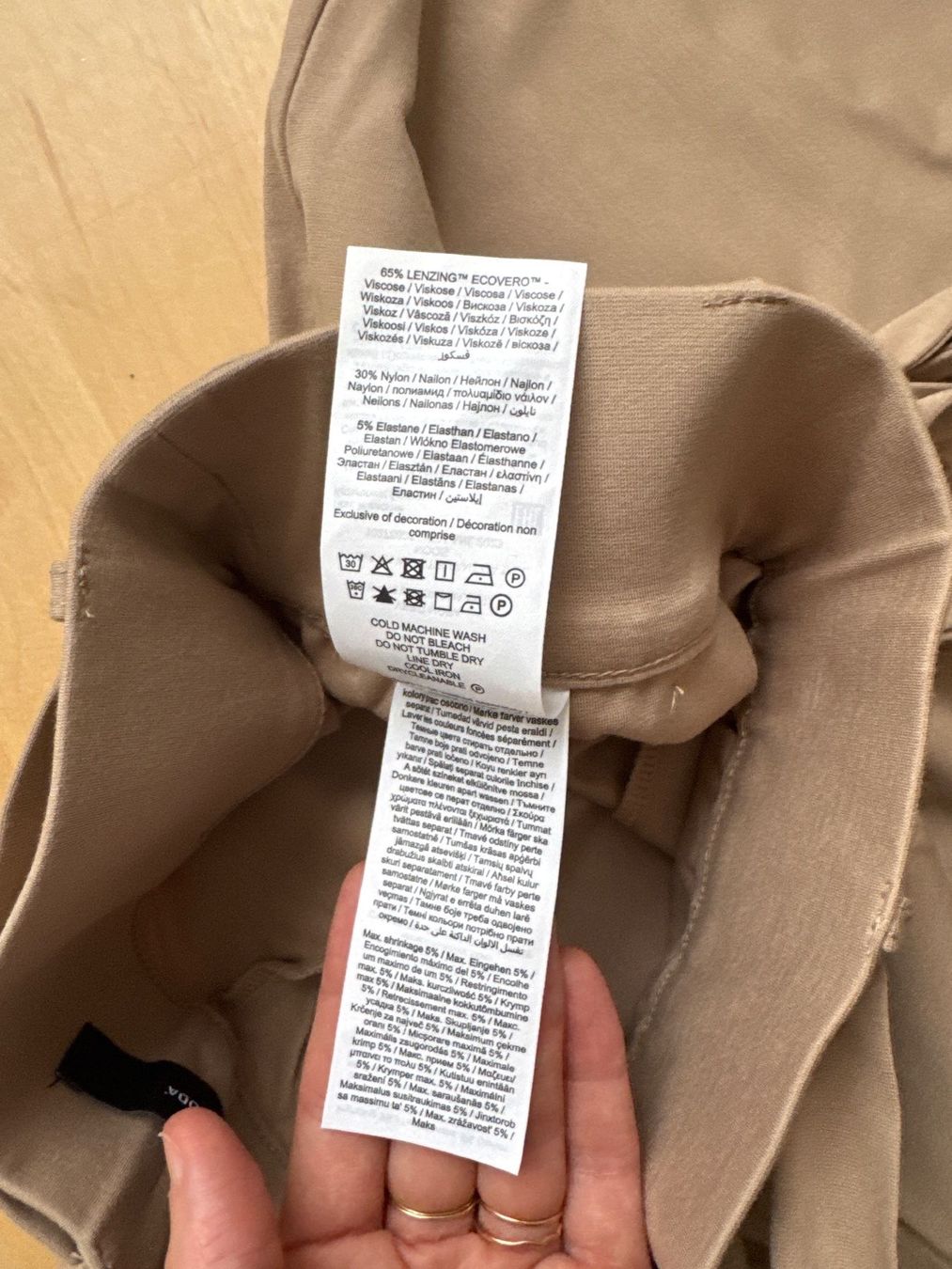 Pantaloni: Palazzo Elegant Pants - Beige – Nuovo (secondo la descrizione) da Winterthur venduto da Emma0312 5