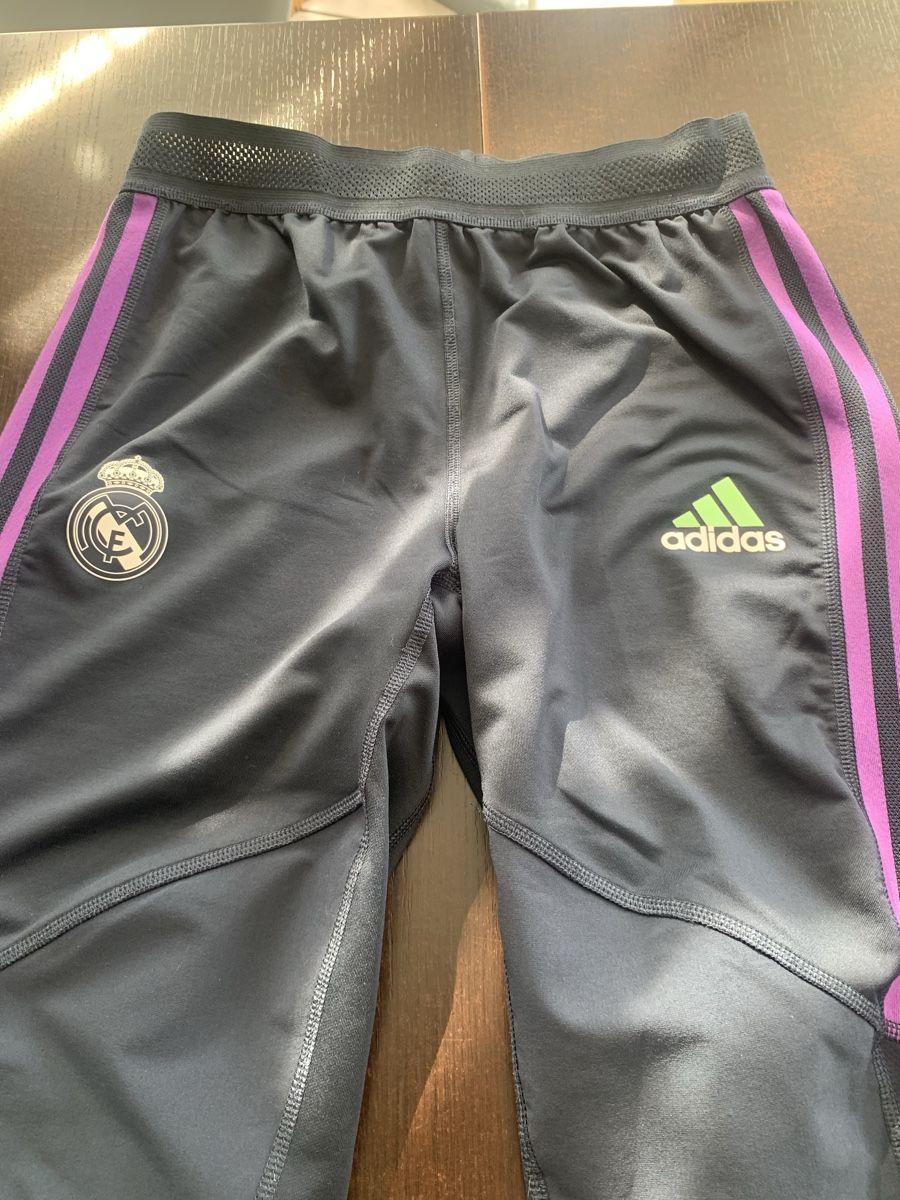 Pantaloni: Bas de training Adidas Réal Madrid taille M – Usato da Domdidier venduto da qatar1973 1