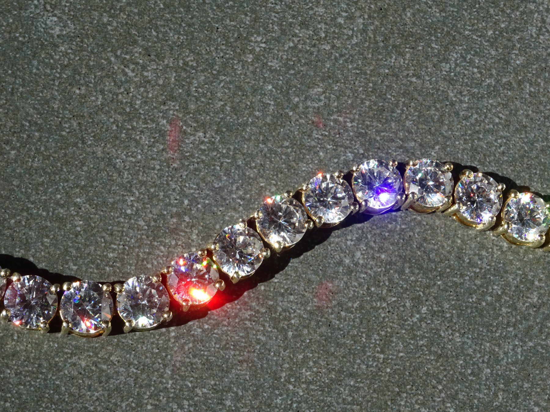Bracciali & Braccialetti: Klassisches Tennisarmband Glitzer – Usato da Esslingen venduto da FetteSchnecke 3