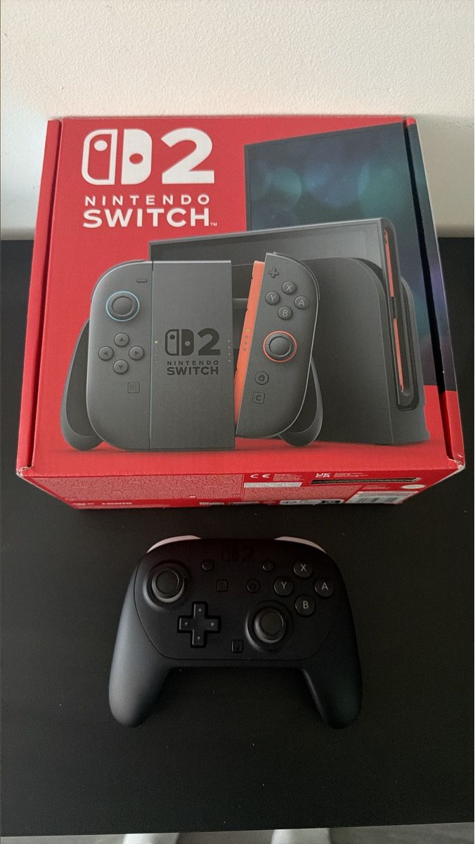 Nintendo Console: Console Nintendo Switch 2 + controller blitz auction – Usato da Lugano venduto da APX24